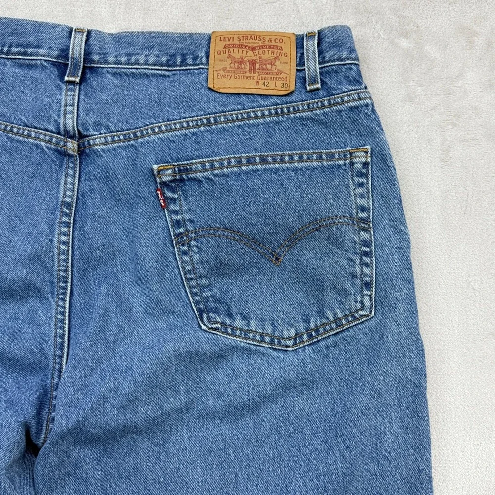 VTG Levi's 550 Relaxed Straight Leg Jeans Mens 42x30 Blue Medium Wash Denim Y2K